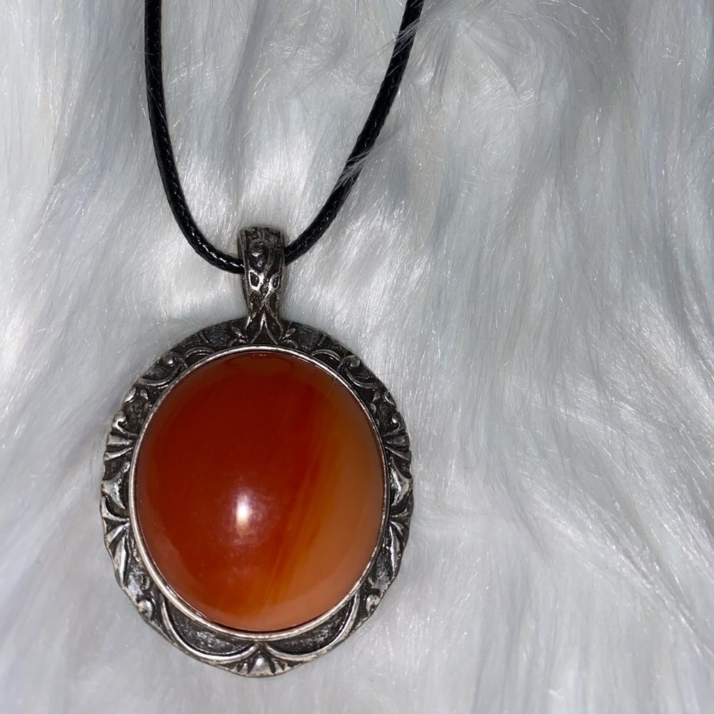 SIMULATED CAMELIAN oval stone reversible 9” choker